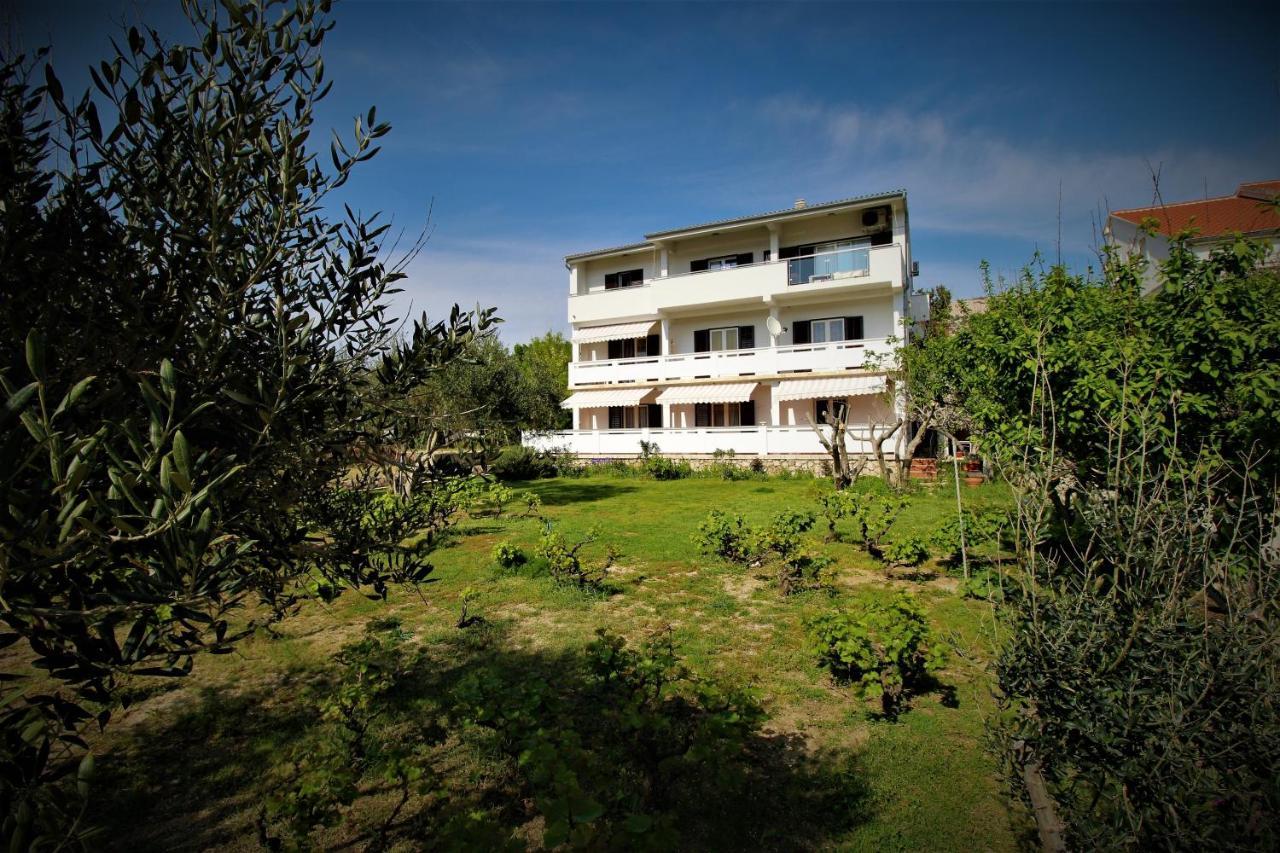 Apartment Pag 13060A Pag Town Exterior photo